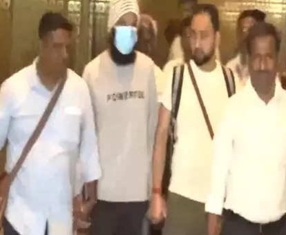 gangster-prasad-pujari-extradited-from-china-to-mumbai-by-crime-branch-officials.jpg gangster-prasad-pujari-extradited-from-china-to-mumbai-by-crime-branch-officials.jpg