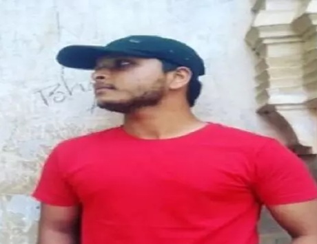 3657968-indian-student-missinh.jpg
