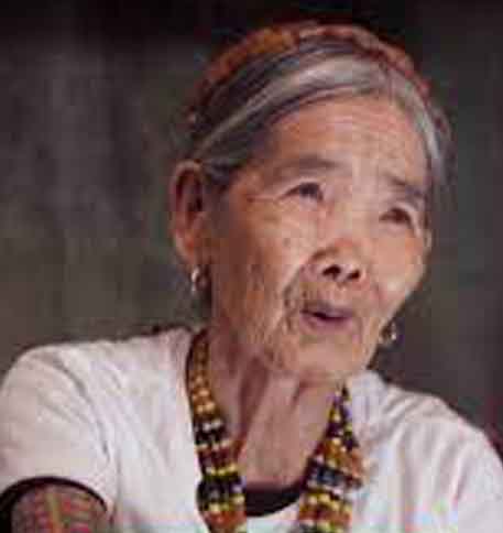 Oldest-Tattoo-Artist