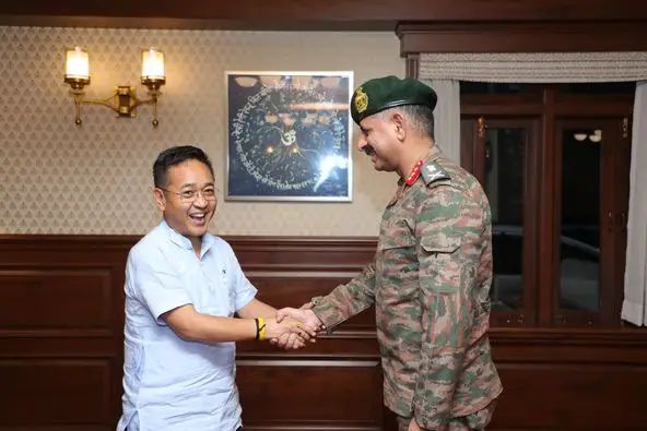 n61967224217195065998274e28cfa5108bed8ebac3aae7100ccef161f7b55b00df75cdb0bada625ef5ba50