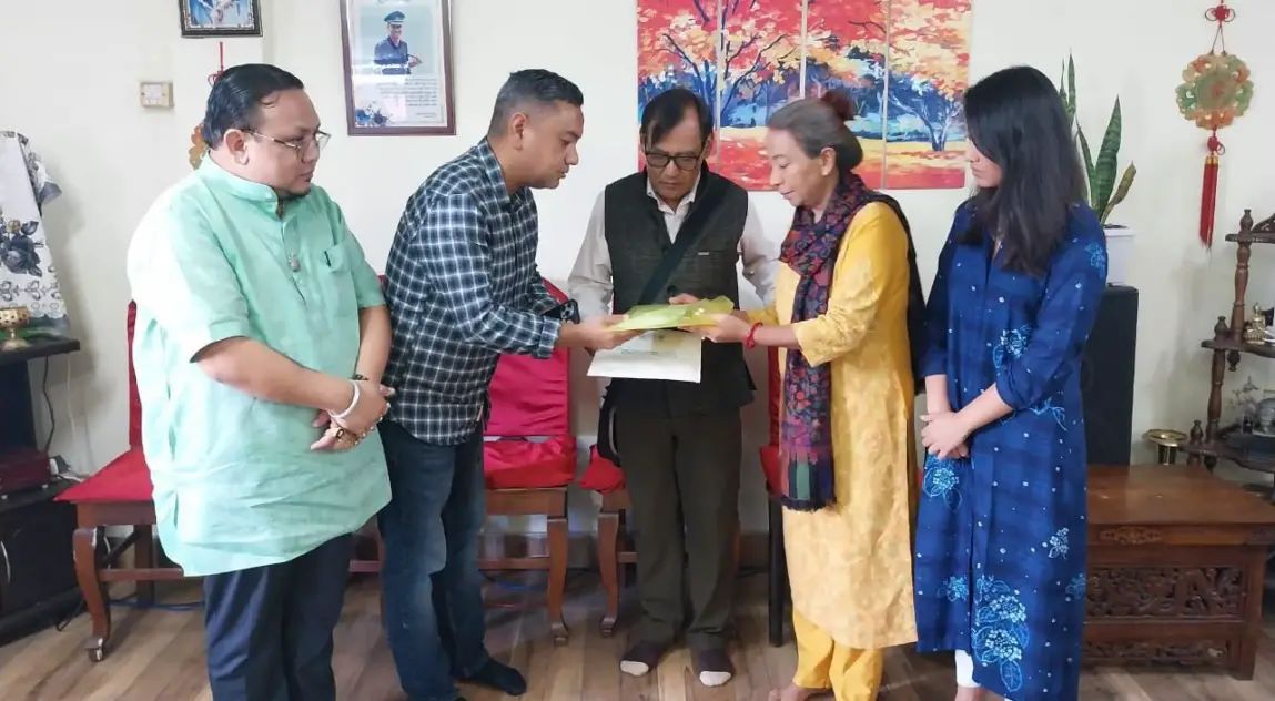 n6230659191721581663342bf8940366bfaf74728adcfcdd108c6e0c77c882e368455c8374f5523855504e1