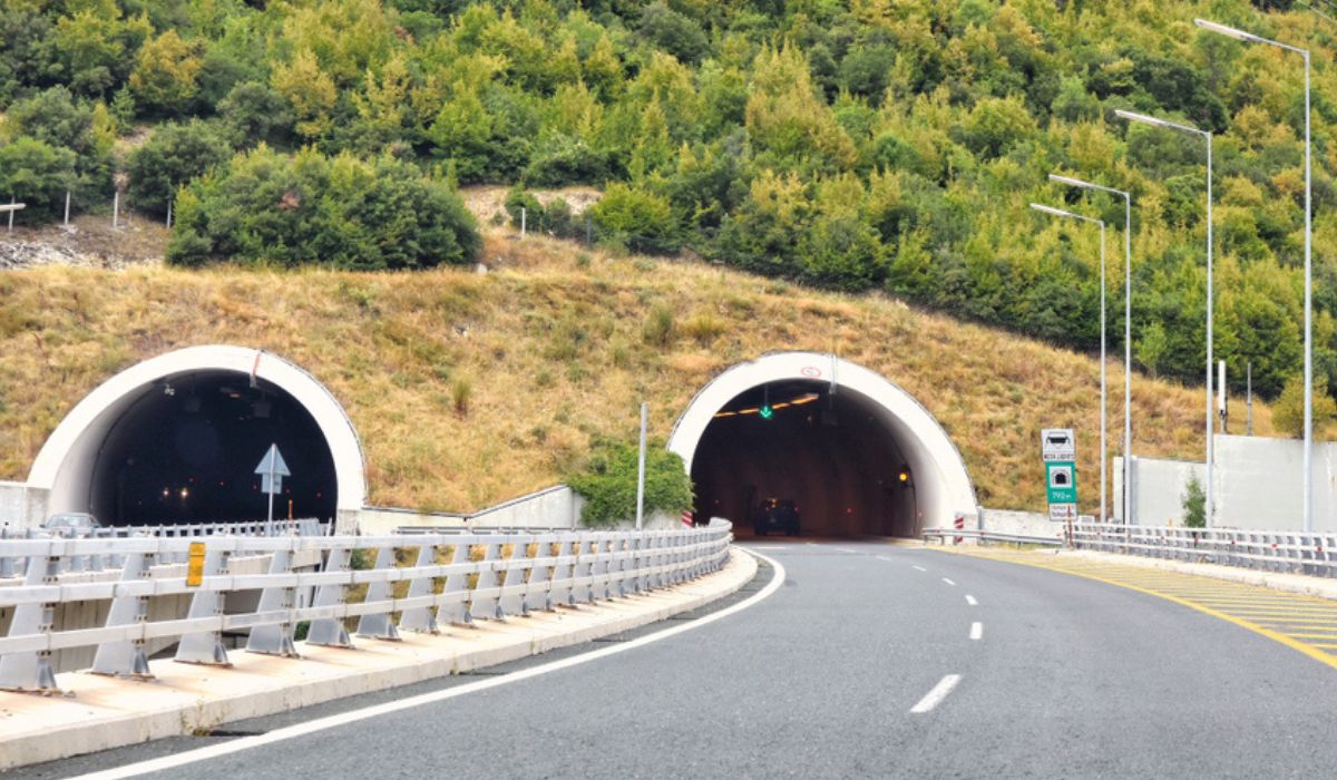 Zojila-Tunnel-Project-details-and-latest-news-about-Asia’s-longest-bi-directional-tunnel-FB-1200×700-compressed Zojila-Tunnel-Project-details-and-latest-news-about-Asia’s-longest-bi-directional-tunnel-FB-1200x700-compressed