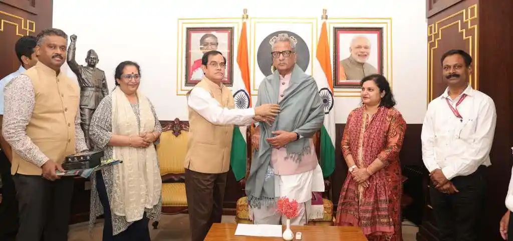 n630369295172599507526508d5003beabdef631beed6561f3b451924fc74d09c91bd78a57c509860f95347