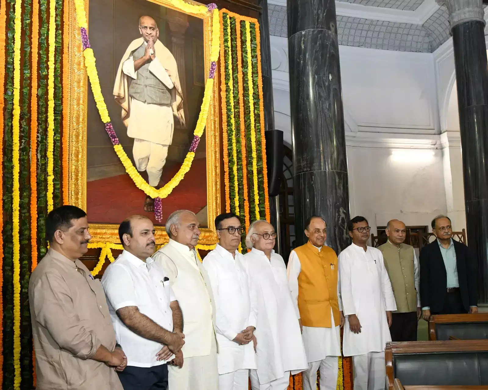 e01f359d44834e8731a0998acaa8d8c9