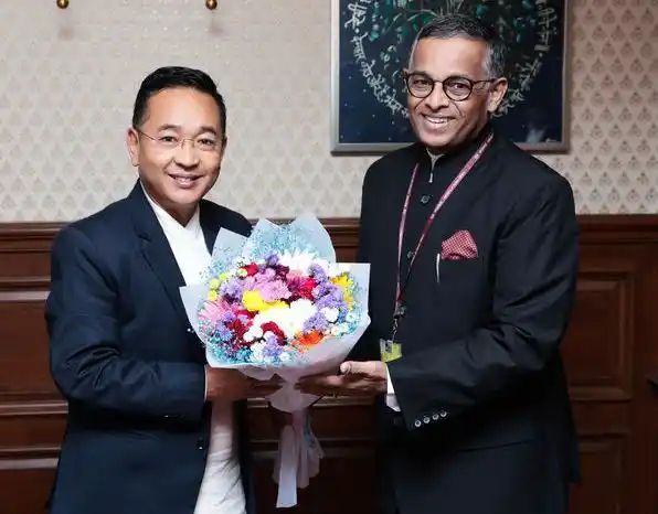 n6367107291729967604193dc5f55a885a056ec5a725b86ee7b8963c82b84dad8391a19a6aaa9110b37b7f1