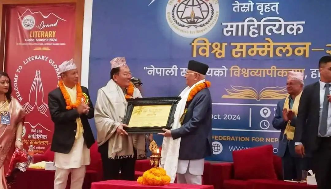 n6367107301729967362223e9a2b8af5c6ddfe01b6ad0e9693d67031b710375cdbb2b9d356ad5e4b71b593f