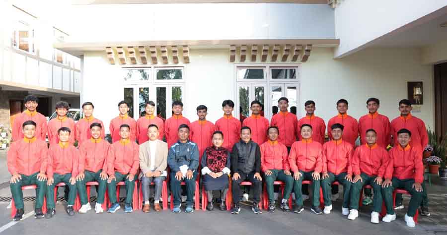 00-1-Sikkim-Football-Team-1