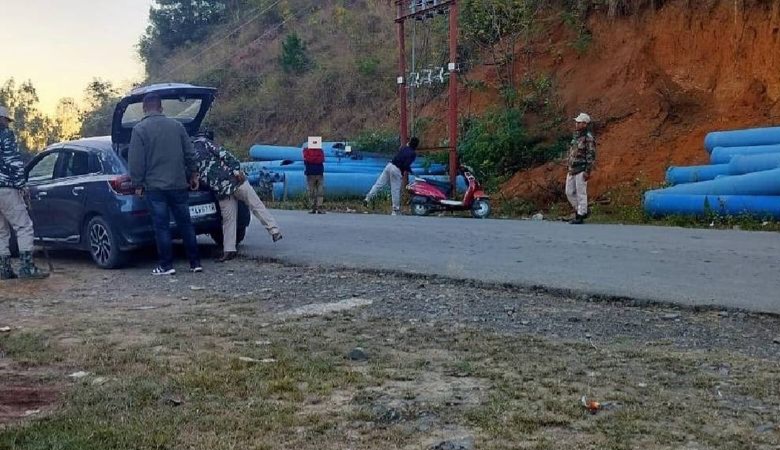 6747e083e3a93-manipur-police-carrying-out-search-operation--area-domination-281614548-16x9