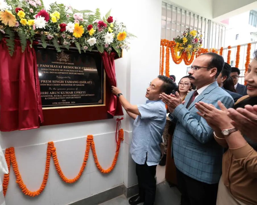 n63930526717316767305872b026f4377b7a388ea725c888f6c611a952f3cf0599af901fce9651d845f3be2