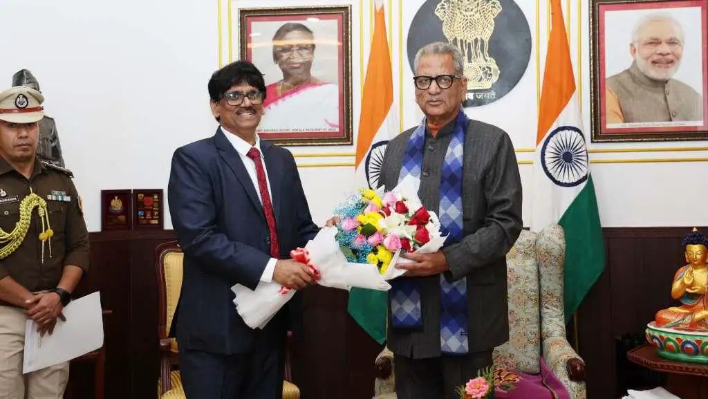 n639870816173204122969498dfcdb35dd955a97be014a9441c2fd62ca05a6cba729e363ddac91dd637a2fe