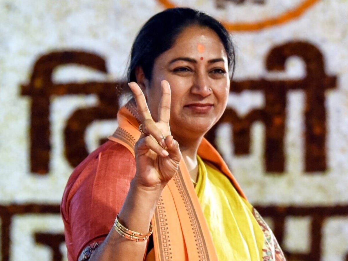 rekha_gupta_1739975656740_1739975657137