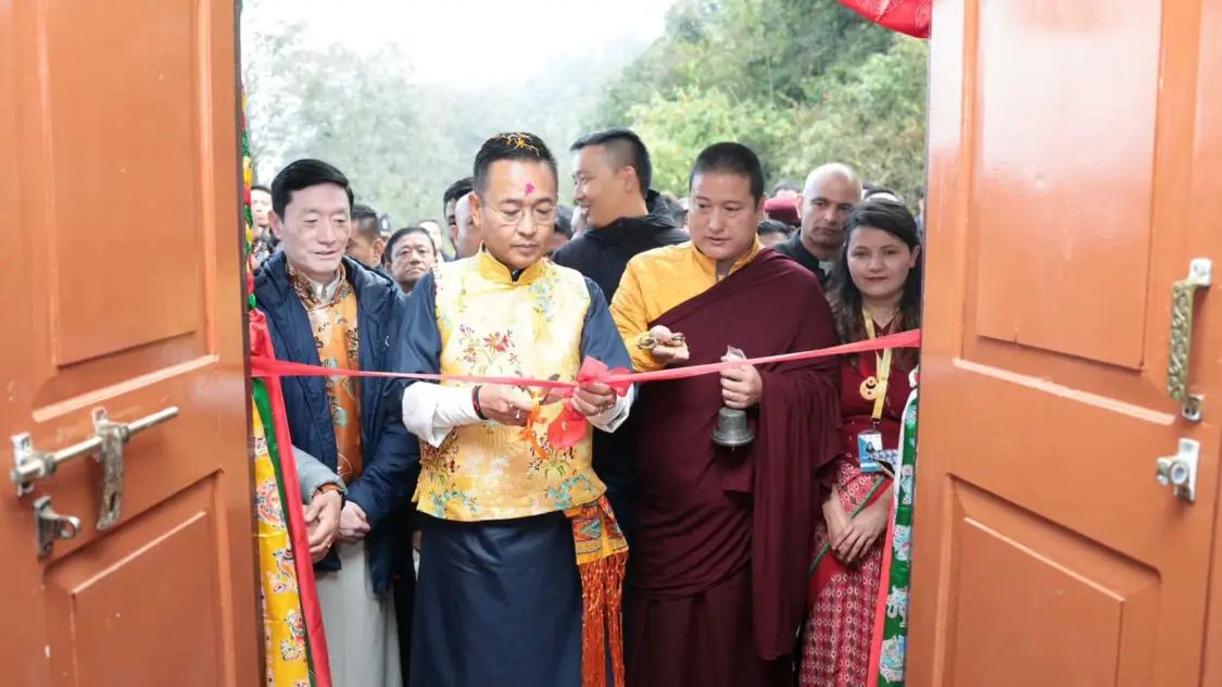 n6543861531741026519121be212d81f3d55b465b6a11cccb31ecad4e995ddc5506bcf4928e7fafb589e89d