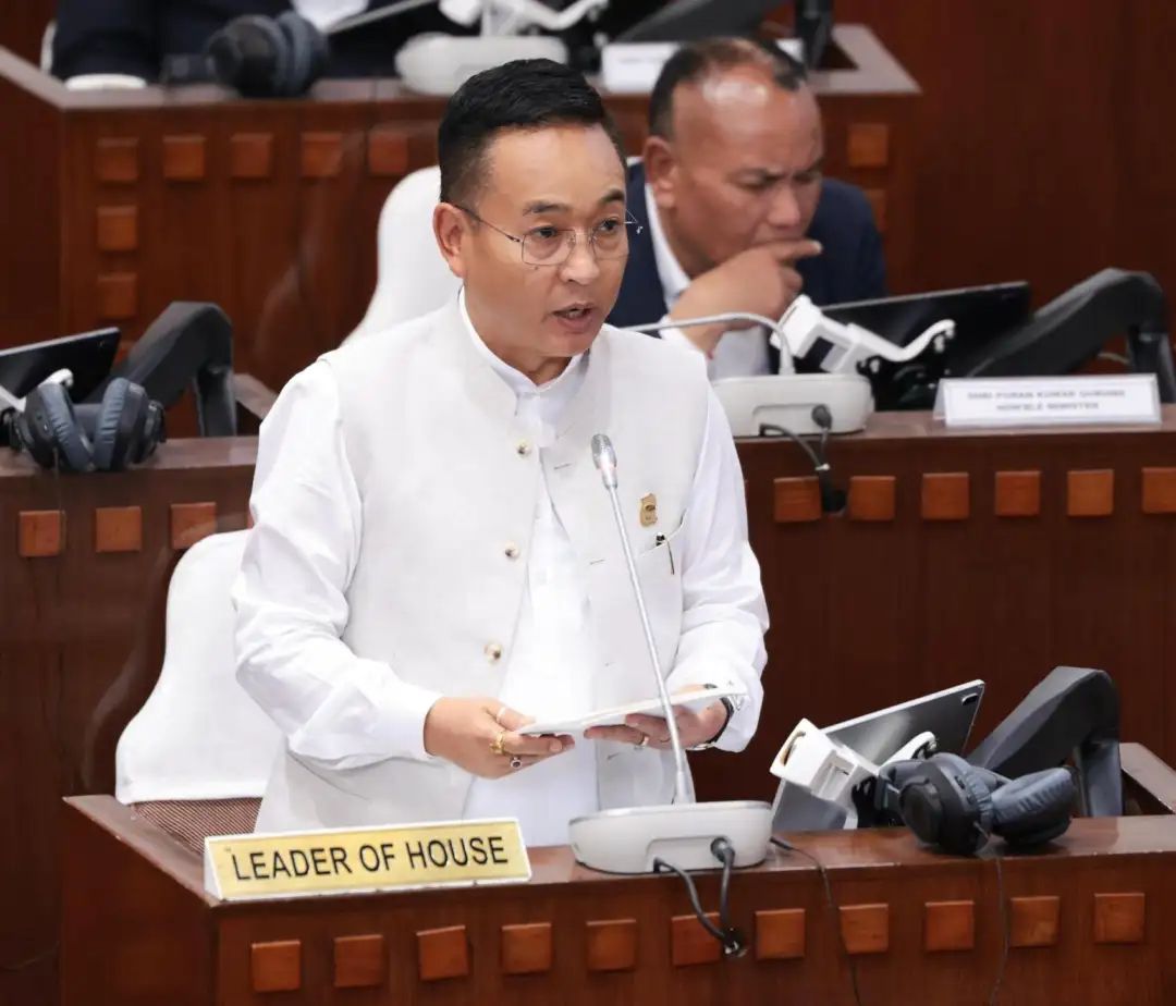 n6576755301743010354774a6edf098afa5b247156941746a4f8f5027f64130c75f43040a10b841132c571c