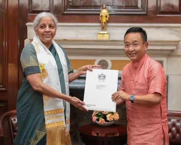 n6652526371747853170427cbc232189d91c63e63e4b7905902843230319240e2625e253395313d5b3c61b5