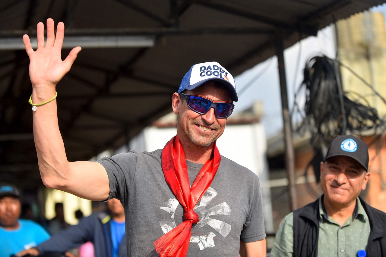 news-p.v1.20250519.aa5756cd89d043b6802636e901e4cdea_P1