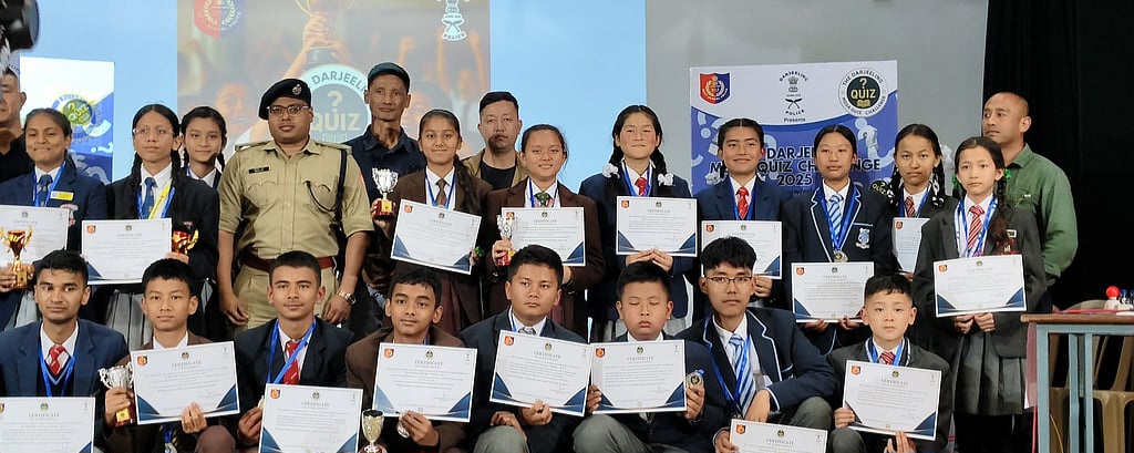 sanmarg_2025-05-03_yvz4glv2_दार्जिलिंग-पुलिस-ने-रोटरी-mirik