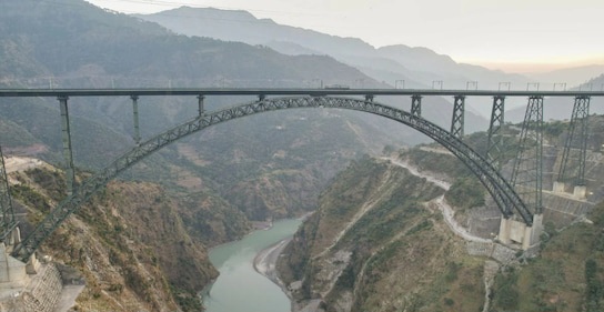 ejvdlgog_chenab-bridge_625x300_06_June_25