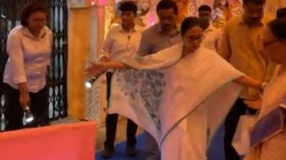 Mamata-On-Ekdalia-