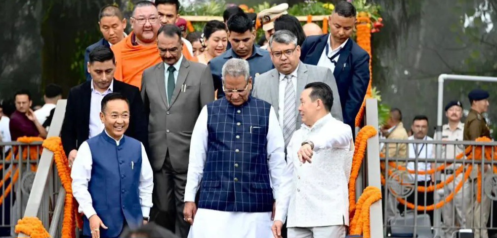 n6814829321758131149856f4a4174d12985beef32e77b3156439fdf4238f2b310f9079064f0c77fadcadf8