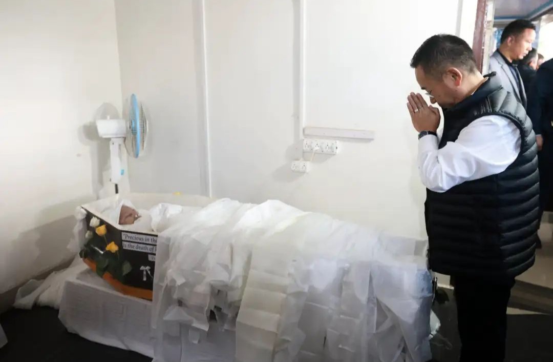 n68185679917583943571766df0a04d7b39caa0022d3f9ac44ea2bd9366d9fc6420f5ae4177e93a2386a538