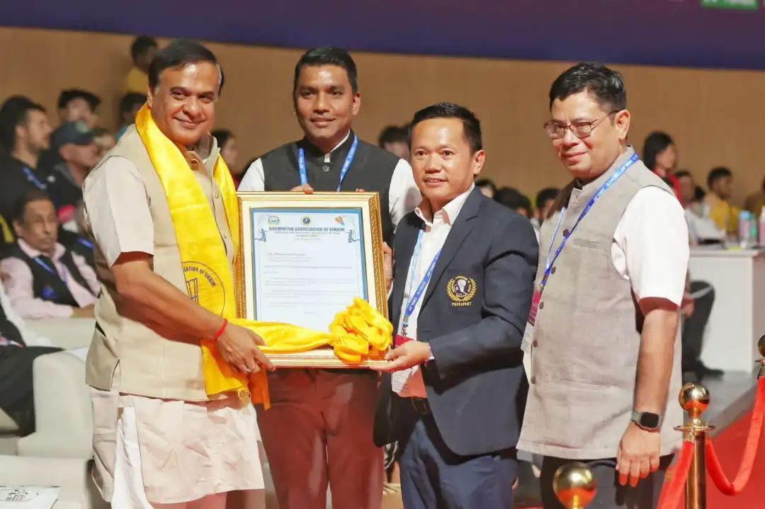 n684720776176020707810292ba758f80f9b8ec3b6a9246f36c00b6b809f5d8cc5f52c2abdbb2fa44d14da5