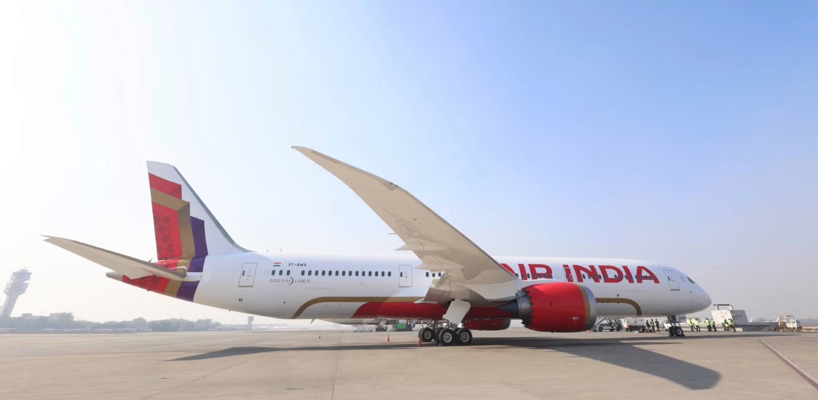 एयर इन्डियाको पहिलो नयाँ बोइङ ७८७-९ दिल्लीमा अवतरण