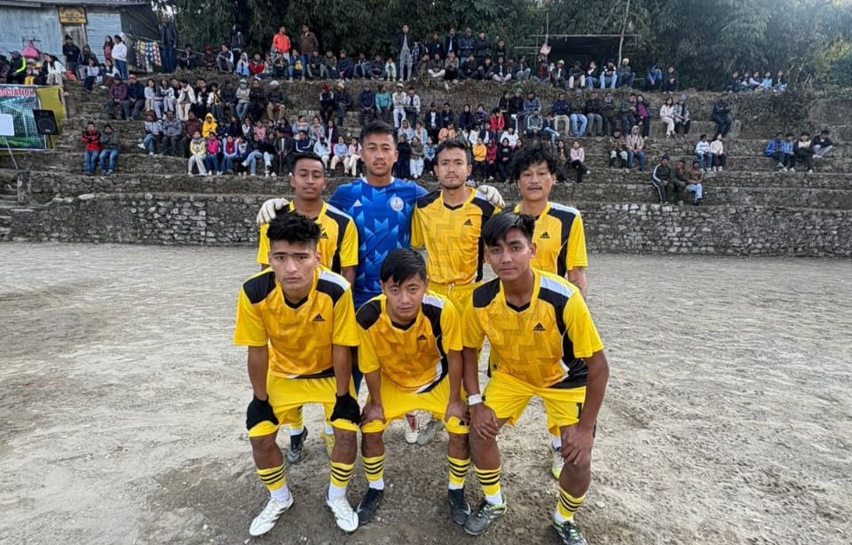 चाँद एफसी घैयाबारीमा भईरहेको नगदराशि फुटबल टुर्नामेन्टको सेमी फाइनलमा पुग्न सफल