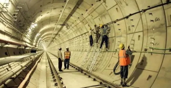 असम र चिकन नेक रेल परियोजना