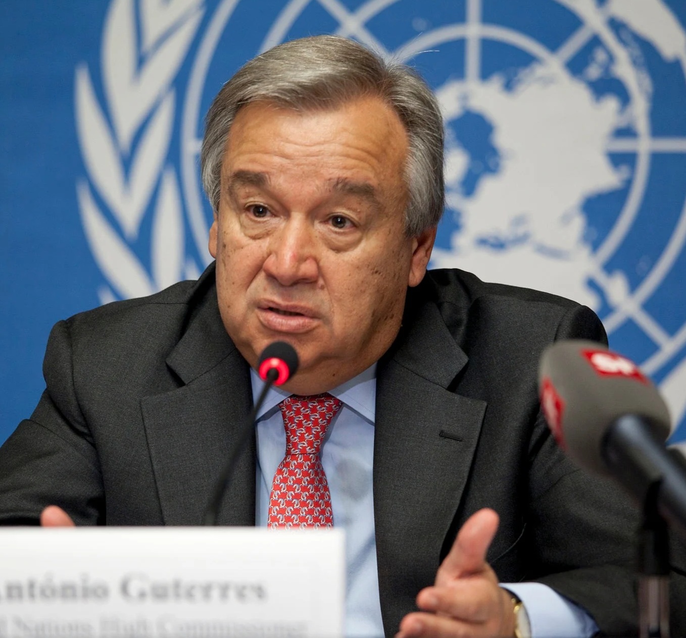 1764816147975_1920px-antonio_guterres_2012