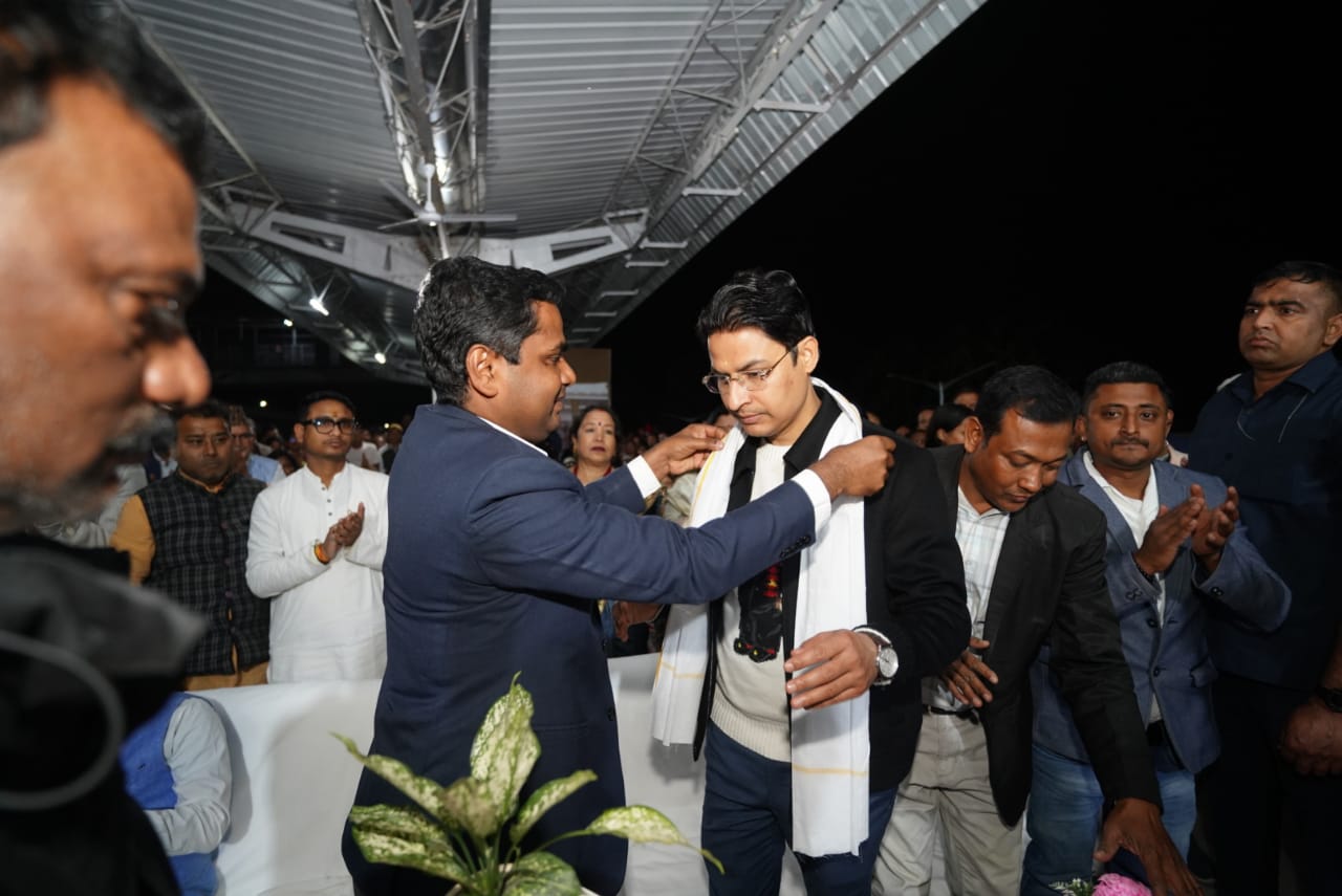 सांसद राजु विष्टद्वारा सेभोकबाट दिल्लीका लागि पहिलो लामो दूरीको रेल ‘सिक्किम महानन्दा एक्सप्रेस’ शुरुवात्