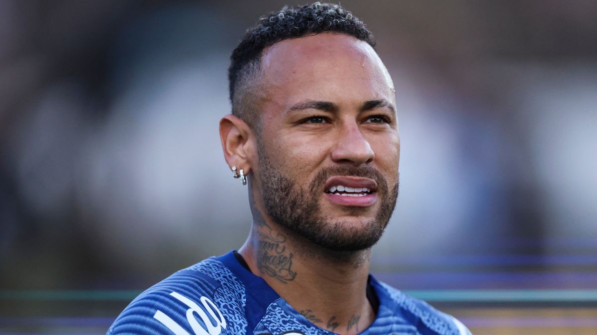 चोटको समस्याले गर्दा फूटबलबाट सन्न्यास लिने दिशामा अग्रसर नेमार