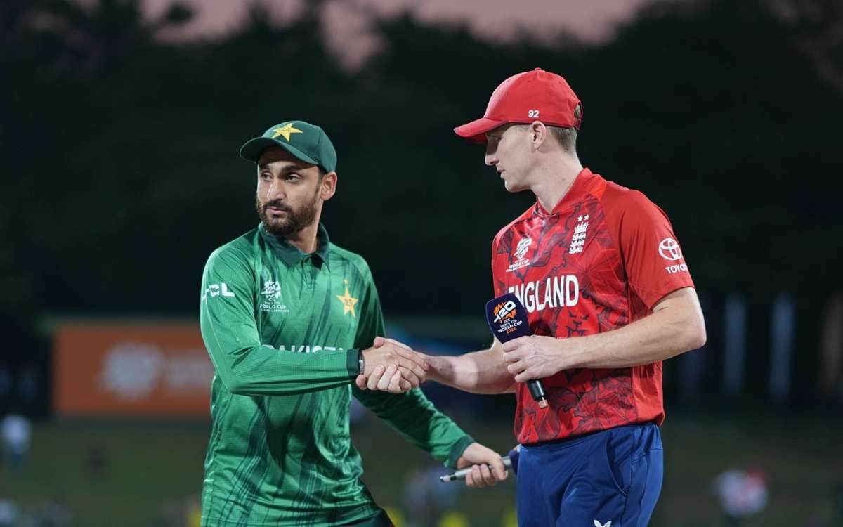 पाकिस्तानलाई पराजित गरी ईंग्ल्याण्ड सेमिफाइनलमा