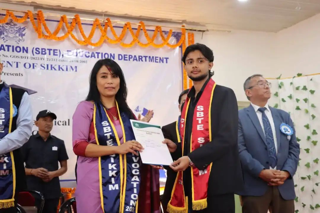 n7021842241771957096799cc3f32ccbedaa03703e0c38e7168cbb9eeefc46c608af346308a35ee6efea130