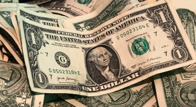 अमेरिकी डलरमा छिट्टै देखिने डोनाल्ड ट्रंप का हस्ताक्षर