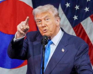 ইরানের নেতাদের নিয়ে ট্রাম্পের কঠোর দাবি