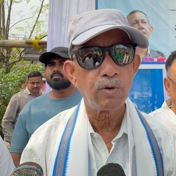 ৭ নম্বর ওয়ার্ডের রেডলাইট এরিয়ায় রাস্তা উন্নয়ন প্রকল্প শুরু করল এসএমসি