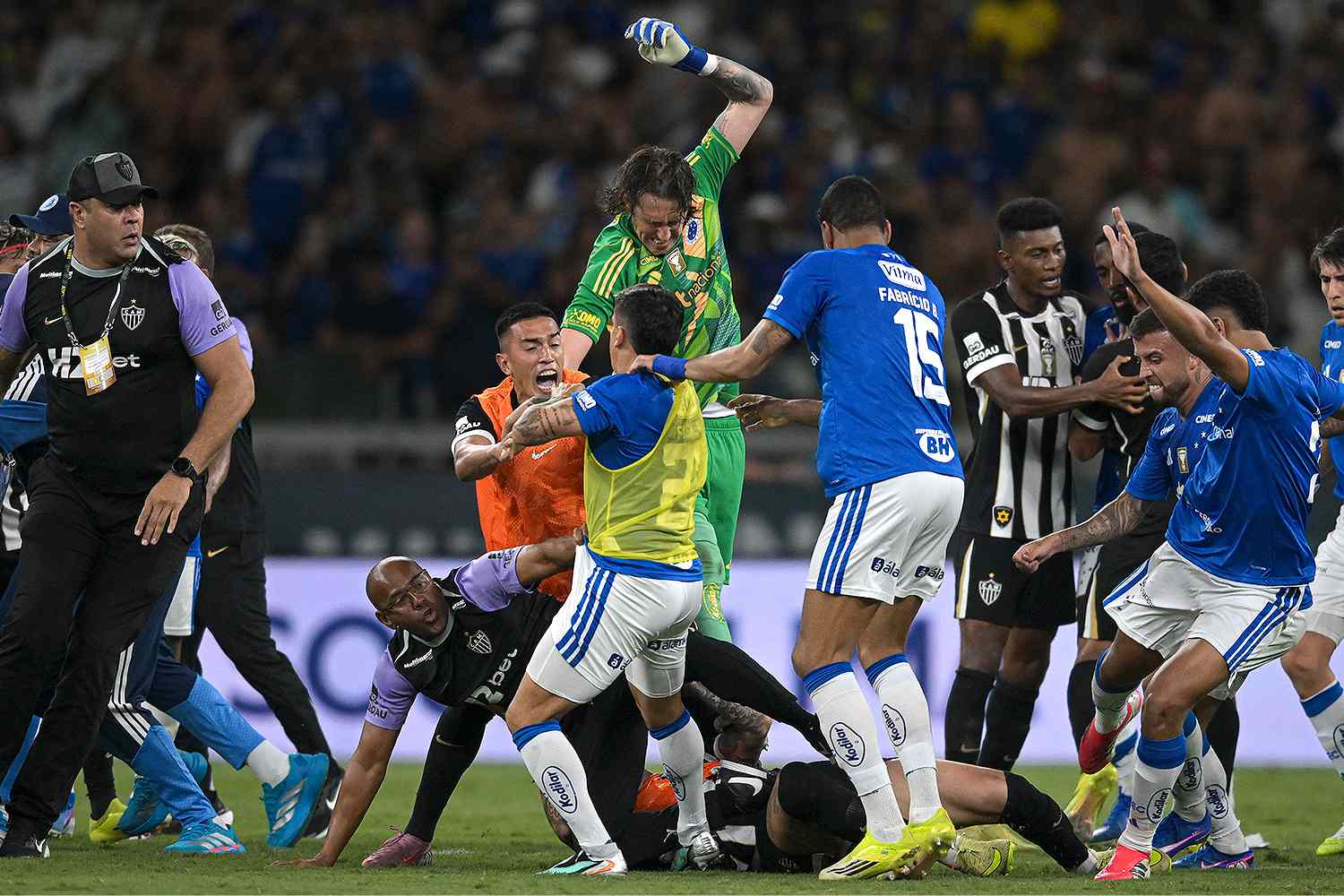 ब्राजीलमा २३ जना फूटबलरलाई रेड कार्ड देखाइँदा नयाँ रेकर्ड