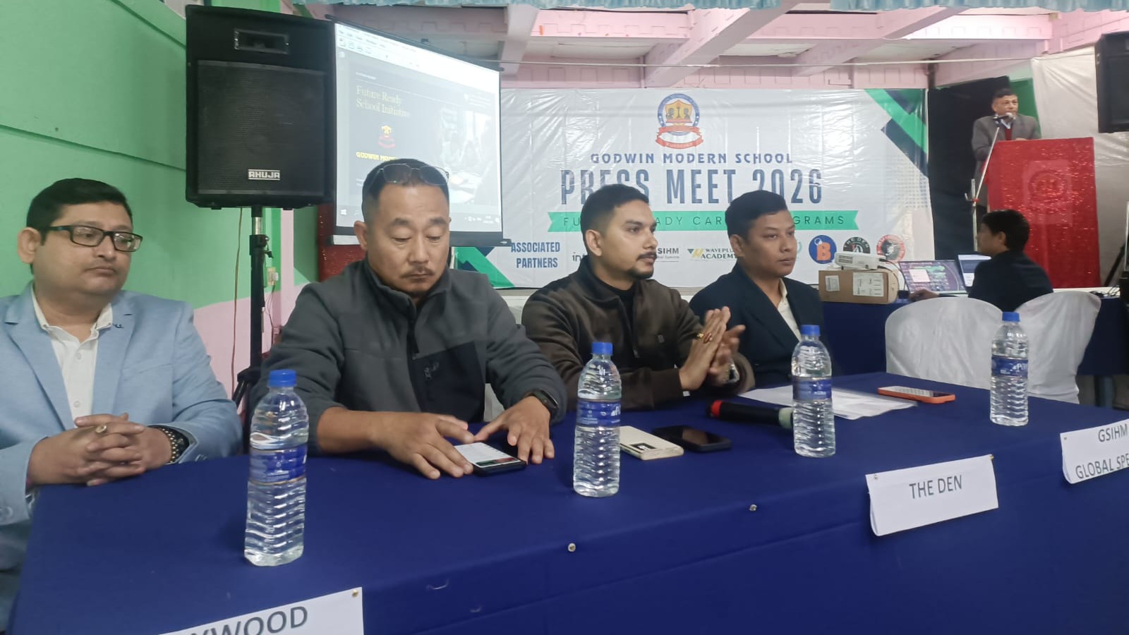 खरसाङमा भविष्यको लागि तयार करियर कार्यक्रम सम्पन्न