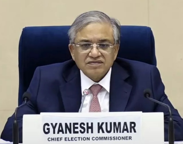 आदर्श आचार संहिता लागू होने से पहले सरकार नीतिगत फैसले ले सकती है: सीईसी