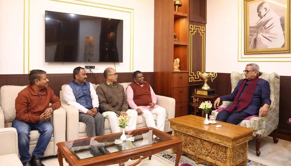 n706346195177472012802676787e40186e476a25a4a440467f402745f6e8684f3c88d0858bf2cd1ada6846