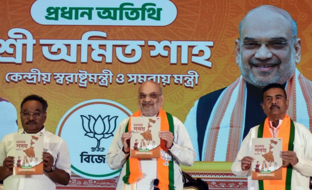 बंगाल चुनावअघि राजनीतिक तातो बहस