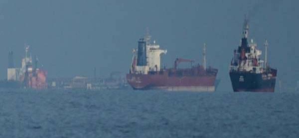 हॉर्मुज जलडमरूमध्यमा तनाव बढेपछि १५ भारतीय जहाज फसे, भारतीय नौसेनाको उद्धार अभियान जारी