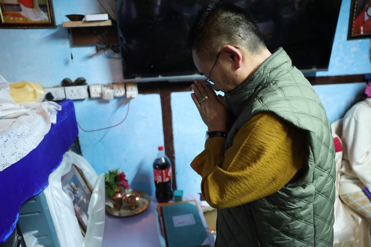 मुख्यमन्त्री तामाङद्वारा शोक व्यक्त तथा श्रद्धाञ्जली अर्पण