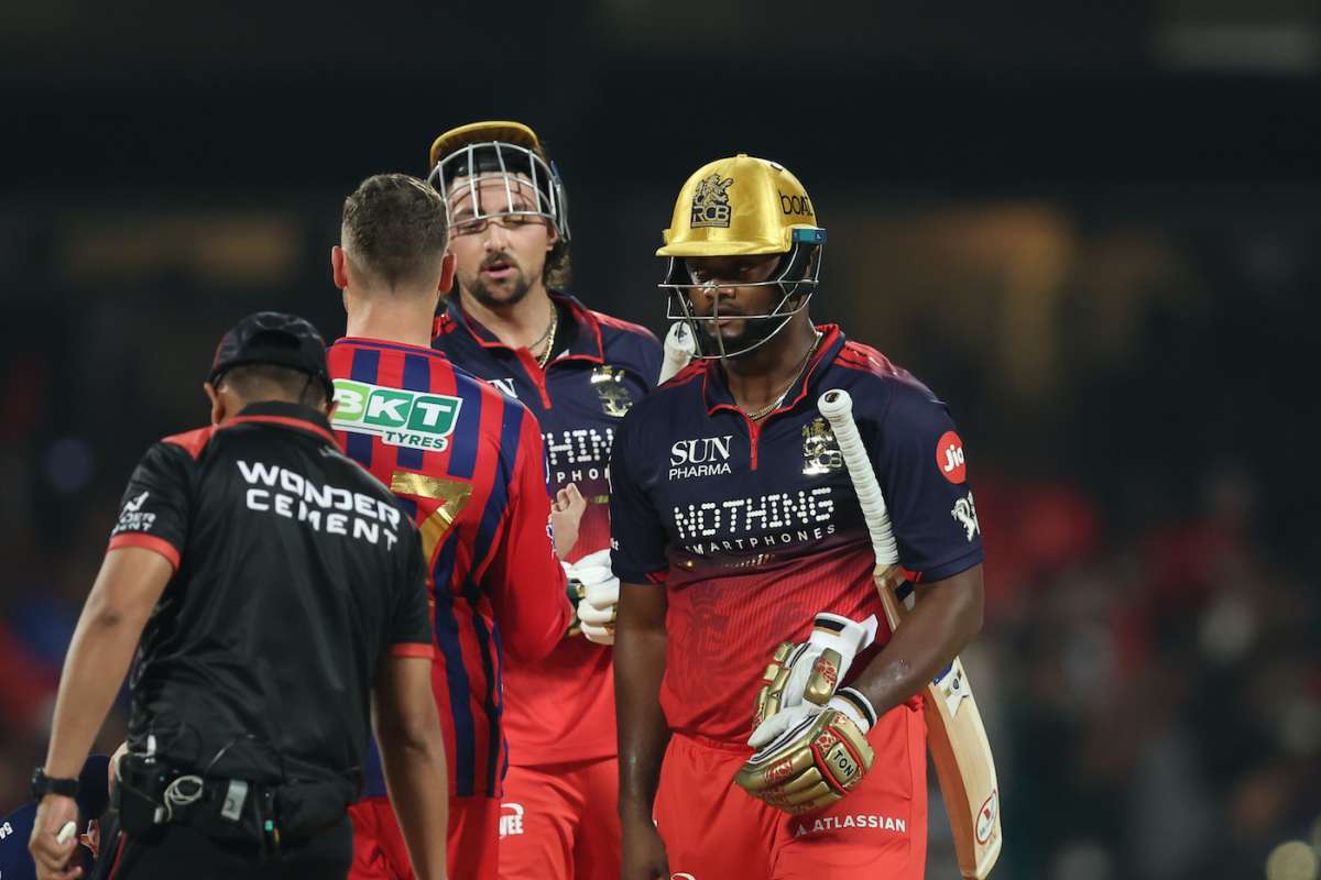 लखनऊलाई पराजित गरी आरसीबी शीर्ष स्थानमा