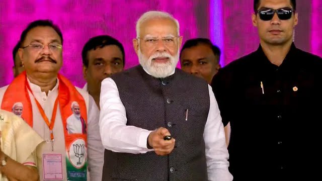 गंगा एक्सप्रेसवे उद्घाटनः उत्तर प्रदेशको विकासको नयाँ जीवनरेखा: प्रधानमन्त्री मोदी