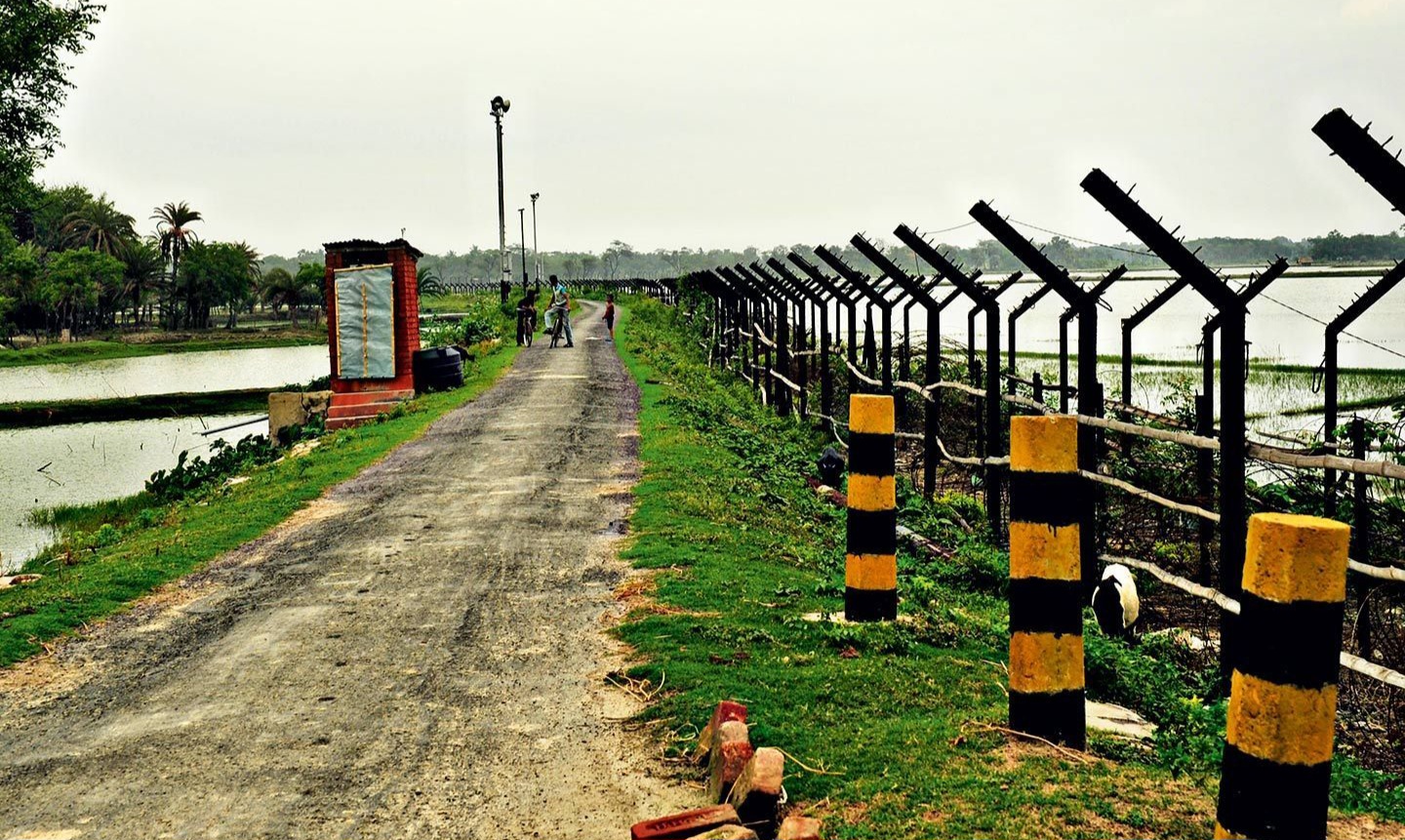 भारत–बंगलादेश सीमा विवाद: पश्चिम बंगालको निर्णय र बंगलादेशको कडा चेतावनी
