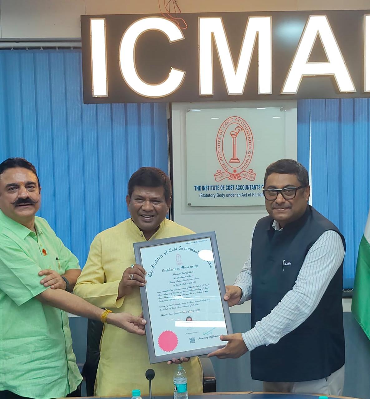 आईसीएमएआईद्वारा पश्चिम बंगाल विधानसभाका अध्यक्ष सीएमए रथीन्द्र बोसको भव्य स्वागत अनि सम्मान