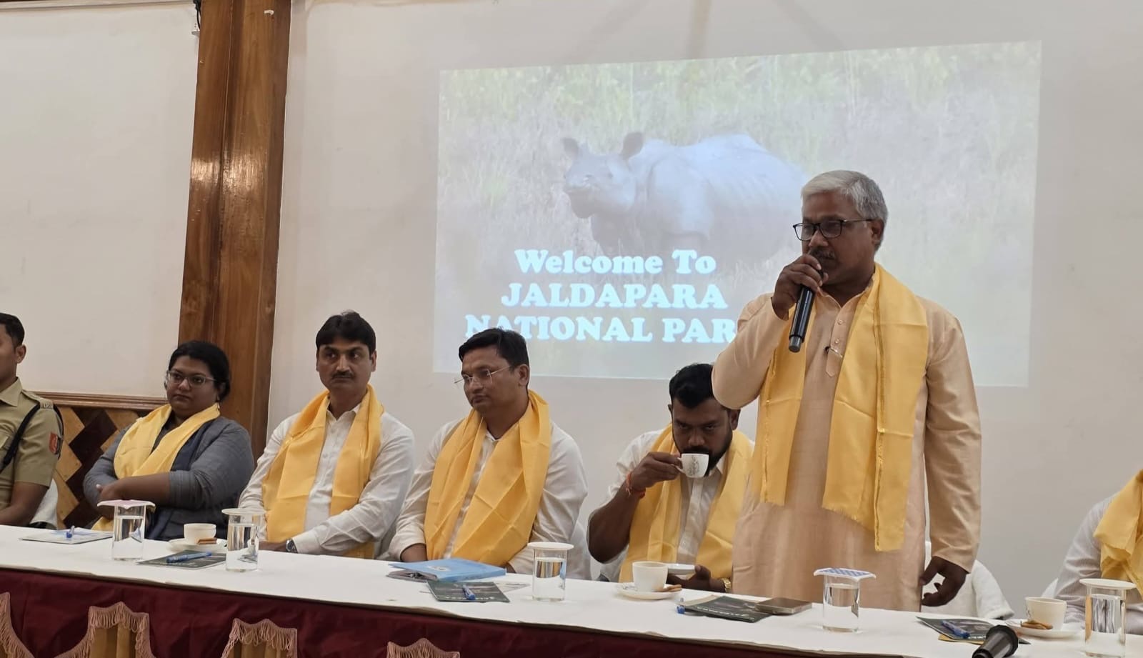 जलदापाडामा वन र वन्यजन्तु संरक्षणबारे उच्चस्तरीय समीक्षा बैठक सम्पन्न