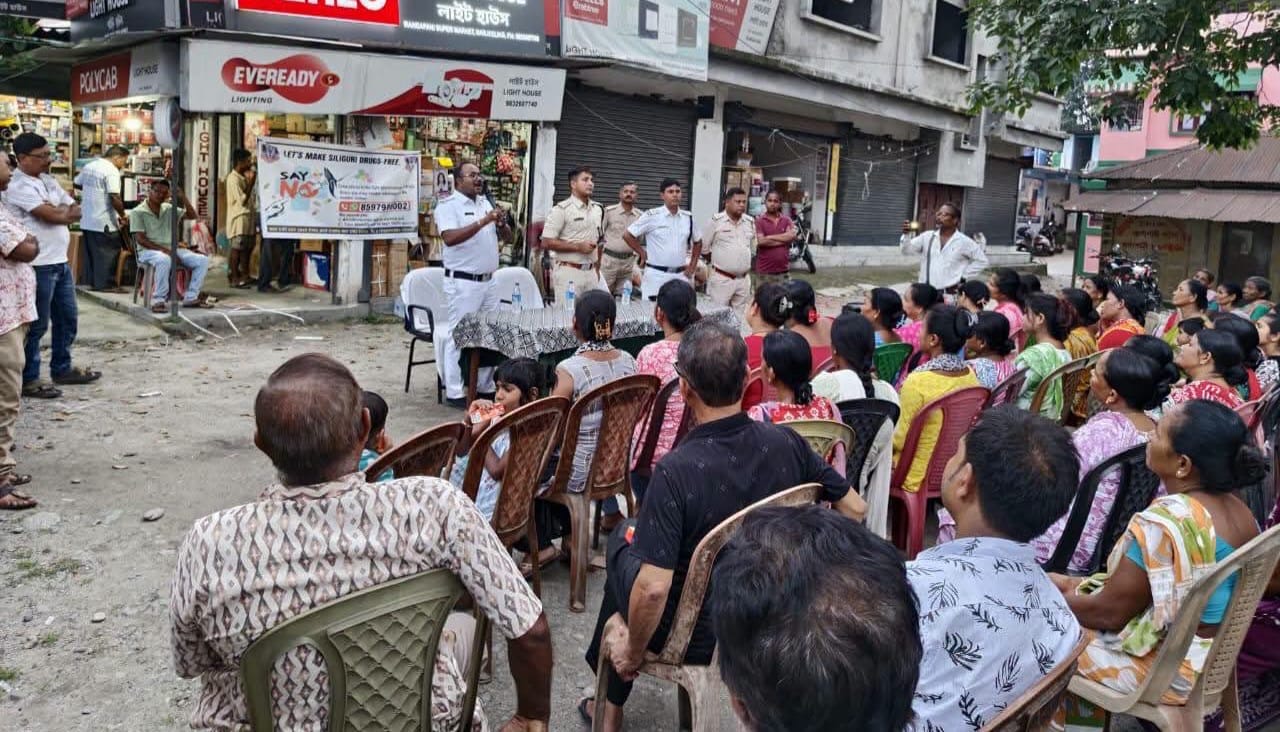 बागडोगरा: लागुपदार्थ दुर्व्यसनविरुद्ध बागडोगरा पुलिसद्वारा रङ्गापानी बजारमा सचेतना कार्यक्रम सम्पन्न
