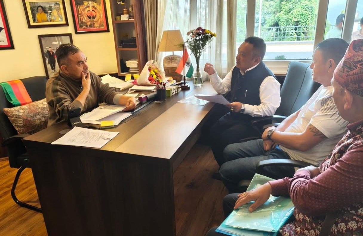 ​पीडब्ल्यूडी श्रमिकों को ईपीएफओ और ईएसआईसी कवरेज के दायरे में लाने के लिए सौंपा गया ज्ञापन
